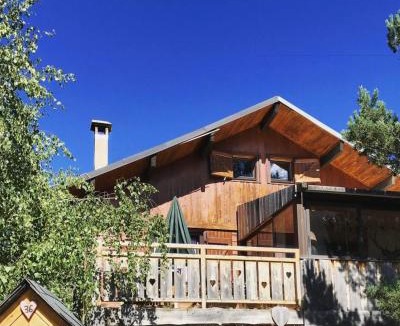 Formigueres Ski Chalet | Aux trois marmottes - Chalet au pied des pistes