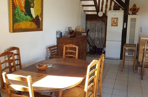 Avene House | Avène, Charming house on a green hill and calm.
