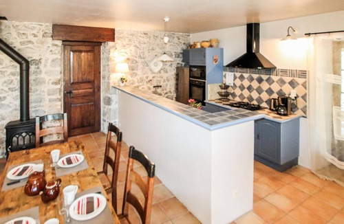 Labeaume House | Awesome home in Labeaume with WiFi