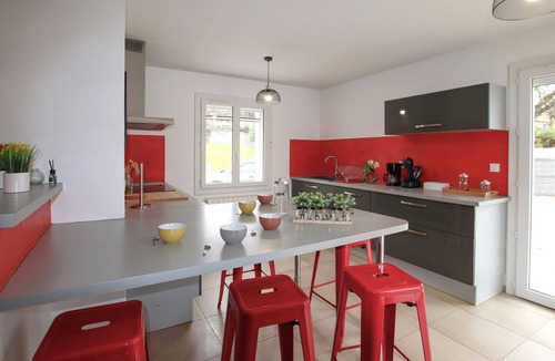 Malataverne House | Awesome home in Malataverne