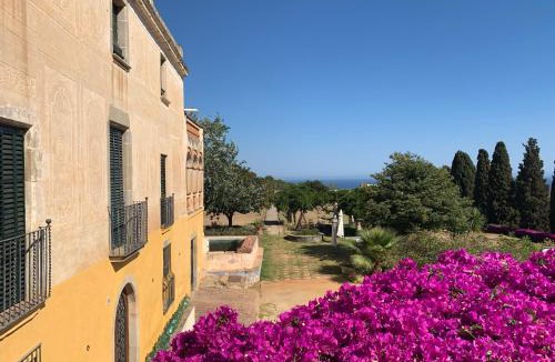 Premia de Dalt Bed & Breakfast | B&B Can Casadella