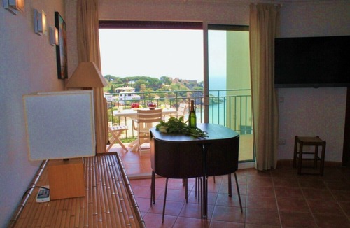 Palamos Apartment | B28º-VERY NICE AP. STUDY - 20 M FROM THE BEACH - SEA VIEW PARKING