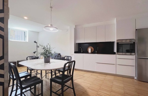 Diagonal Mar i el Front Maritim del Poblenou Apartment | Barcelona Beach | Cosy Duplex | Rooftop Terrace