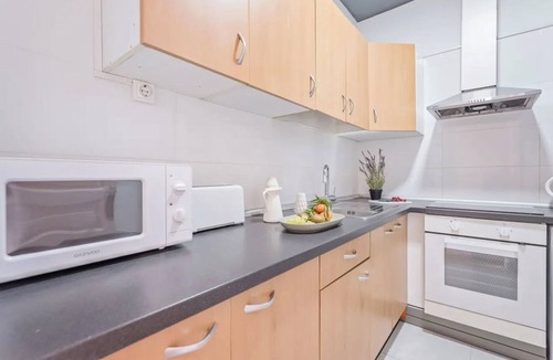La Nova Esquerra de l'Eixample House | Barcelona City Building! Several units perfect for big groups!
