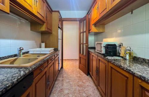 Pal Apartment | Barthe Holidays I Gran apartamento en el pueblo de Pal 8PAX I Terraza, Vistas al valle, Ideal para familias o grupo, Pet friendly I Rider
