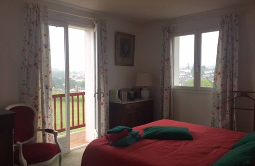 Behobie House | Basque house for 14 people 10 minutes from Saint Jean de Luz