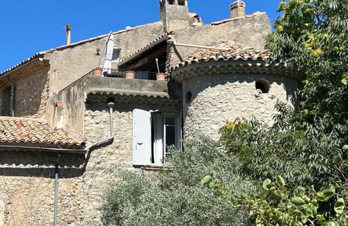 La Celle-sous-Gouzon House | Bastide des poètes Tour du Couridou