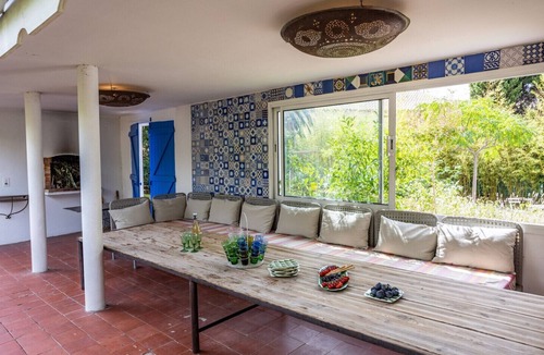 Le Pradet Ski Chalet | BASTIDE FAMILIALE, PROCHE DE LA MER, BEAU EXTÉRIEUR