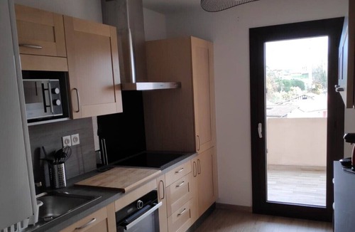 Bayonne Apartment | BAYONNE, T2, SMALL QUIET RESIDENCE WITH PARKING
