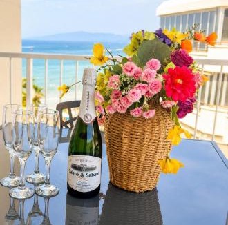 Salou City Centre Apartment | Beachfront Salou apartment with sea view