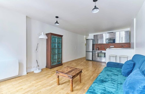 Quartier Sainte-Avoye Apartment | Beaubourg · 3rd · Atypical & Spacious Apartment – managed by Mey Agency