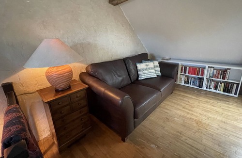 Saint-Saud-Lacoussiere Cottage | Beautiful Renovated 18th Century Cottage