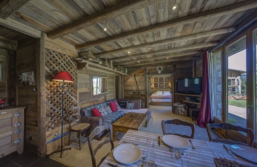 Valmorel Ski Chalet | Beautiful 4* flat in a chalet with shared sauna, 300 meters from the slopes