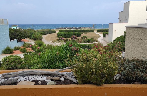 Le Barcares Apartment | Beautiful 3-room apartment - 6 pers - Direct beach access - Parking - TV/Dishwasher/Washing machine