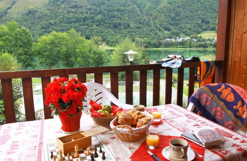 Peyragudes Apartment | Beautiful apartment for 4 people with WIFI, pool, TV, terrace, pets allowed and parking