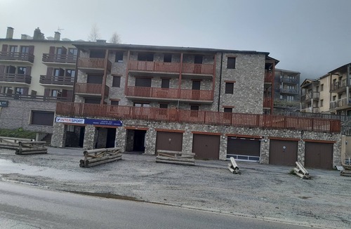 Les Angles Apartment | Beautiful apartment with large terrace. At the foot of the slopes.