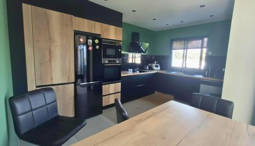 Marsillargues Villa | Beautiful family villa with pool