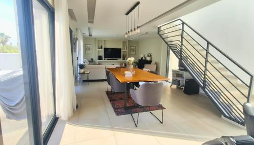 Marsillargues Villa | Beautiful family villa with pool