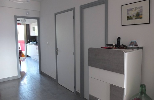 Saint-Laurent-du-Var Apartment | Beautiful 3 rooms, quiet, with panoramic views