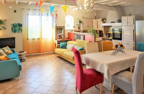 Valreas House | Beautiful home in Valréas