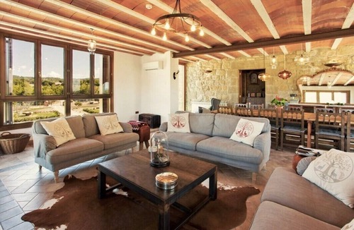 Biosca Cottage | Beautiful luxury country house in the heart of Catalonia
