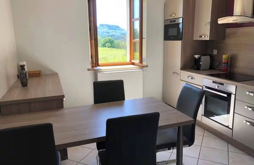 Lanobre House | Beautiful manor house a stone's throw from Château de Val and the Auvergne mountains