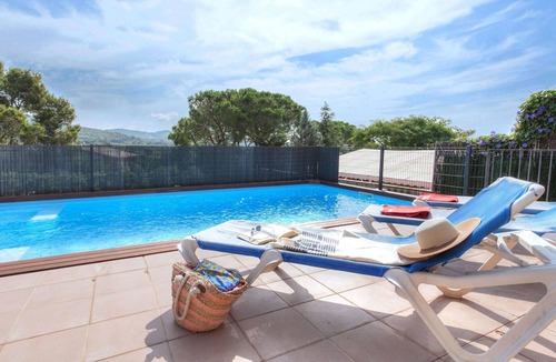 Calonge House | Beautiful private villa for 14 people with private pool, WIFI, TV, patio and panoramic view