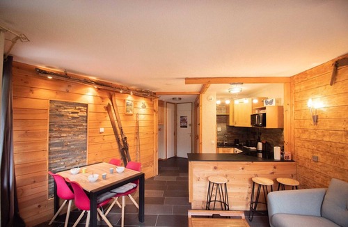 Valmorel Apartment | Beautiful renovated 3-room apartment with balcony, optional parking in Valmorel
