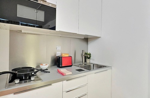Le Lavachet Apartment | Beautiful south-facing studio cabin, renovated, near slopes, 4 ppl