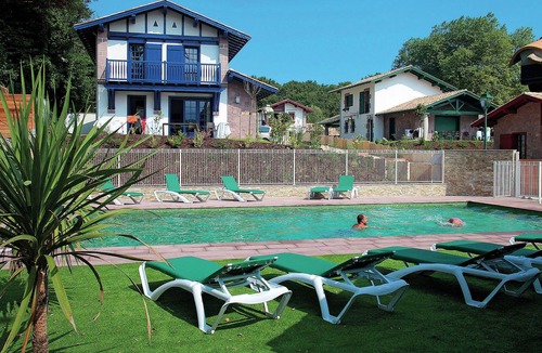 Behobie Villa | Beautiful villa in Basque style just 3 km. away from the sea