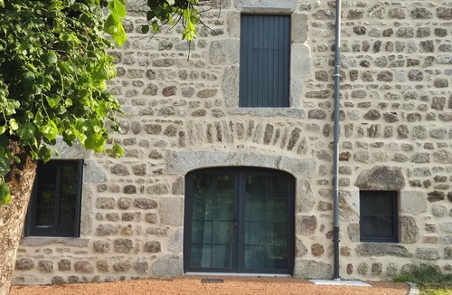 Saint-Romain House | Beautifully renovated family home