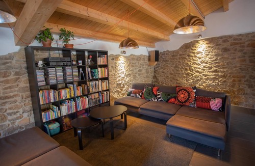 Vilamitjana House | Beautifully restored farmhouse in the centre of a mountain biking paradise