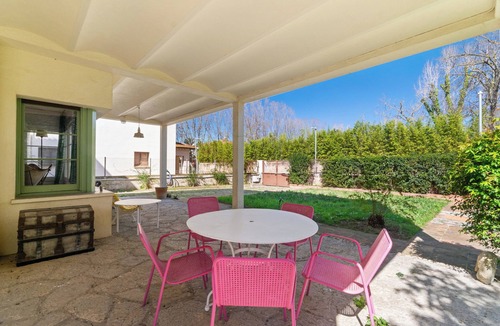 Begues House | Begues: diseño, luz y jardín