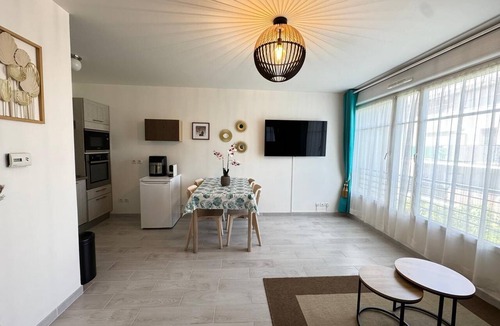 Montevrain Apartment | Bel Appartement Aéré et Cosy