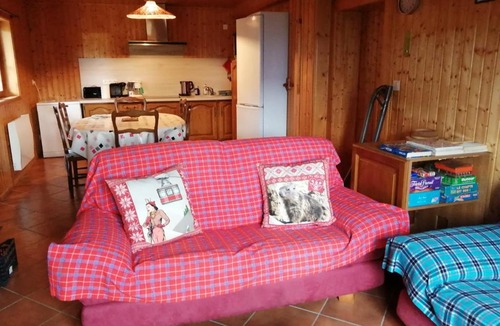 Jarrier Apartment | Bel appartement au rez de chaussée d'un chalet