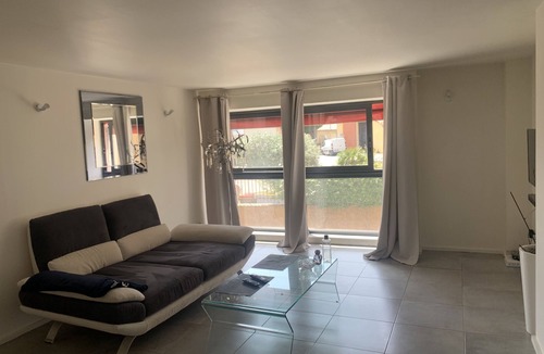 Frejus City Centre Apartment | bel Appartement Frejus Centre Historique