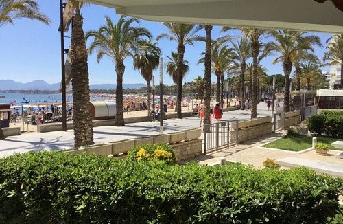 Salou City Centre Apartment | Bello horizonte front beach