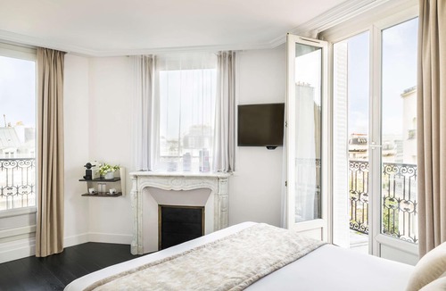 Quartier de la Salpetriere Hotel | Best Western Plus La Demeure