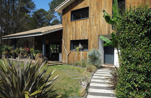 Leon House | Between Ocean and Forest in Léon beautiful contemporary wooden house for 8 people.