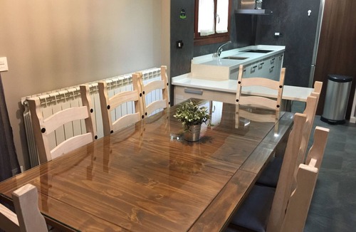 Gavin House | "Biescas by Interhome