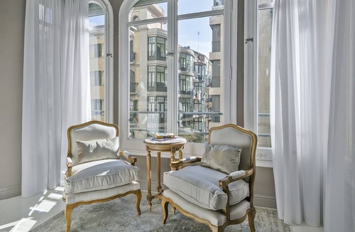 Eixample Apartment | Biggest Luxury Rambla Catalunya