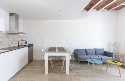 Sant Antoni House | BirdHouse