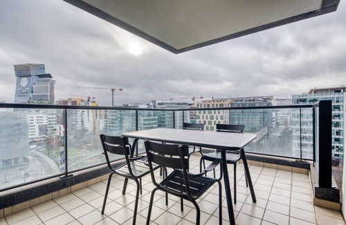Gare Apartment | Blueground | Olympiades, elev & balcony, nr dining