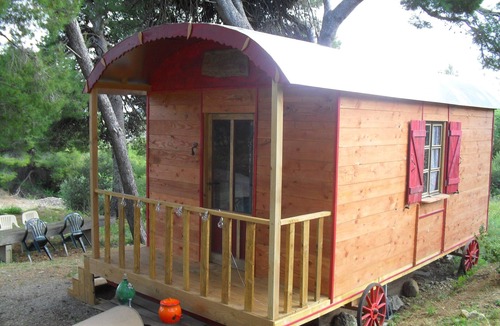 Gruissan Cabin | Bohemian holidays!