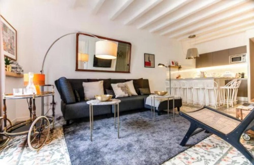 El Raval Apartment | Boutique Living in the Heart of Barcelona