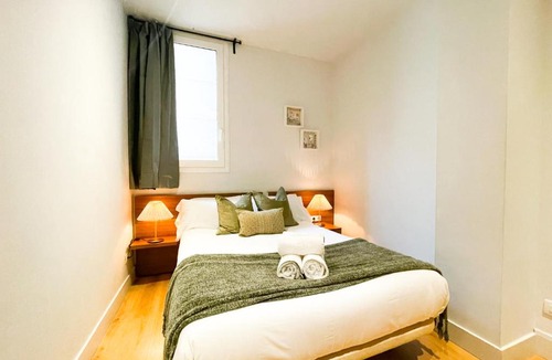 el Camp d'en Grassot i Gracia Nova Apartment | Boutique Pare Lainez