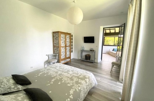 Gramat Bed & Breakfast | Braunhie Room – Spacious & Bright