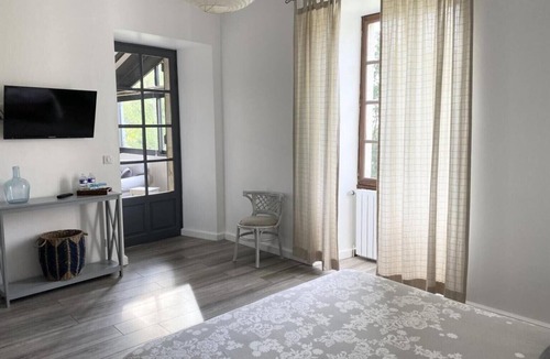 Gramat Bed & Breakfast | Braunhie Room – Spacious & Bright