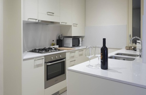 Old Town Apartment | Bravissimo Cort Reial 1B, charming apartment