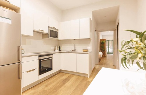 Barri Vell Apartment | Bravissimo Força 17 Natura, with one-bedroom and small terrace
